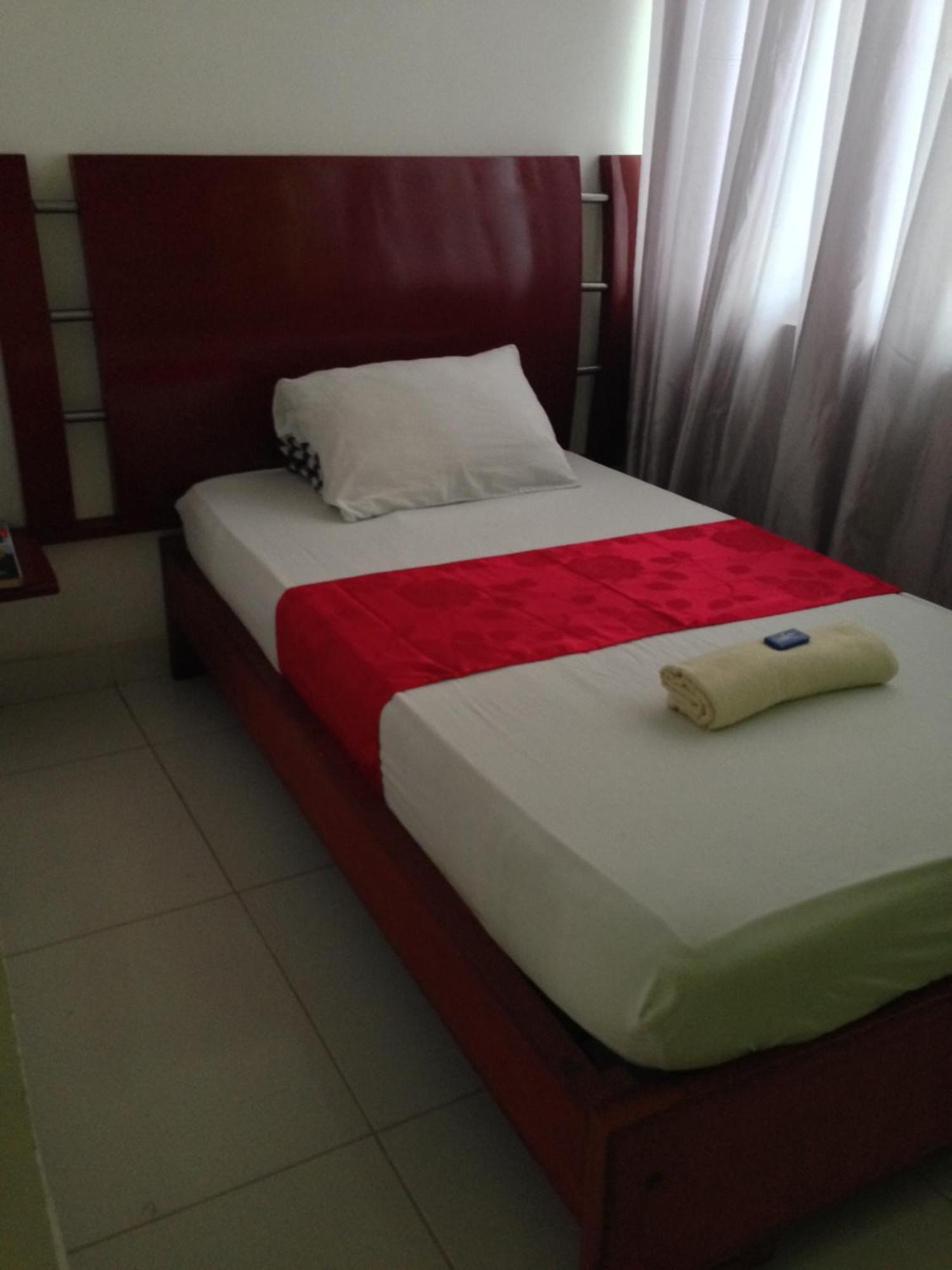 Hotel Center Plaza Plus กูกูตา ภายนอก รูปภาพ
